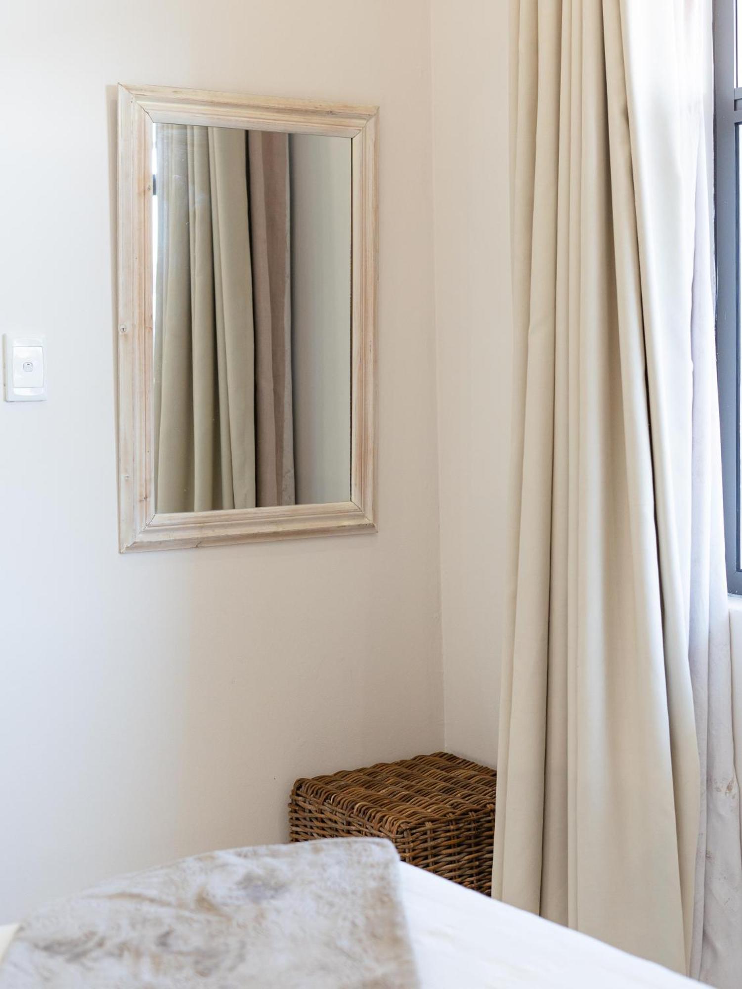 Rieks Van Der Walt Self-Catering Apartment Windhoek Ngoại thất bức ảnh